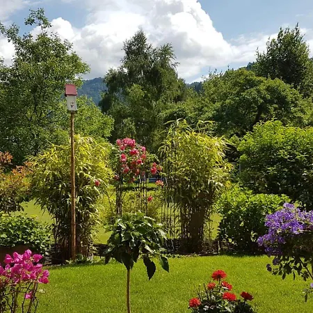 Appartement Moderne Familienfreundliche Garten-maisonette